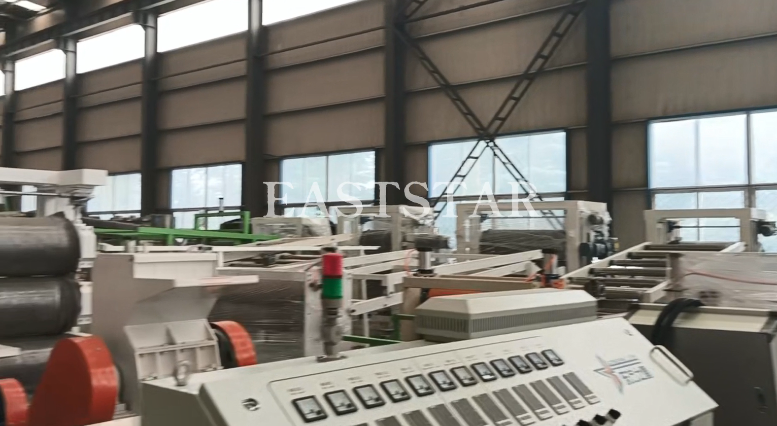 Besøg fra oversøisk kunde for ABS Plastic Sheet Extrusion Line Collaboration